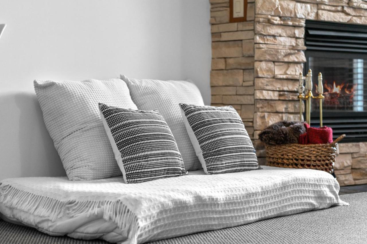 ⭐️ Luxury Mountain View Studio In Canmore ⭐️ Esterno foto