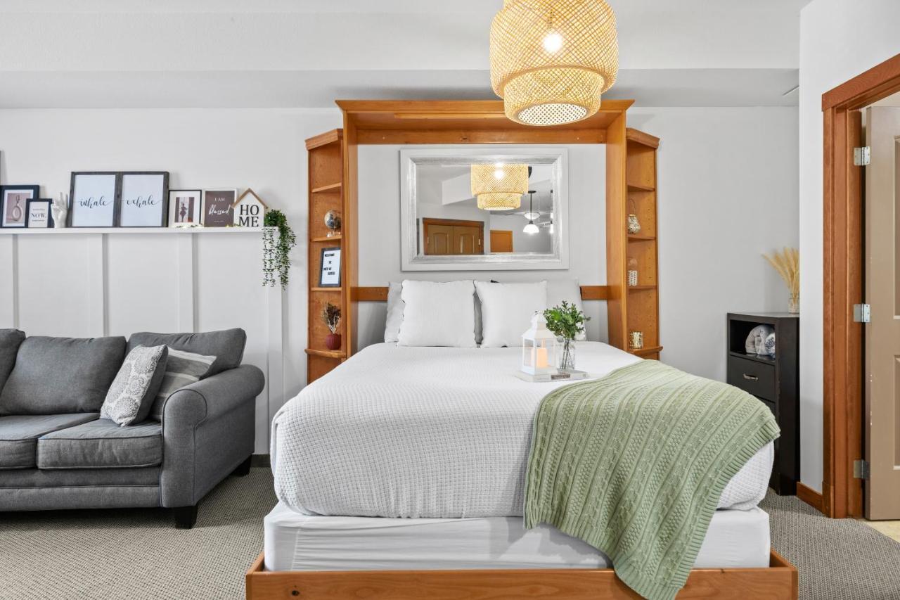⭐️ Luxury Mountain View Studio In Canmore ⭐️ Esterno foto