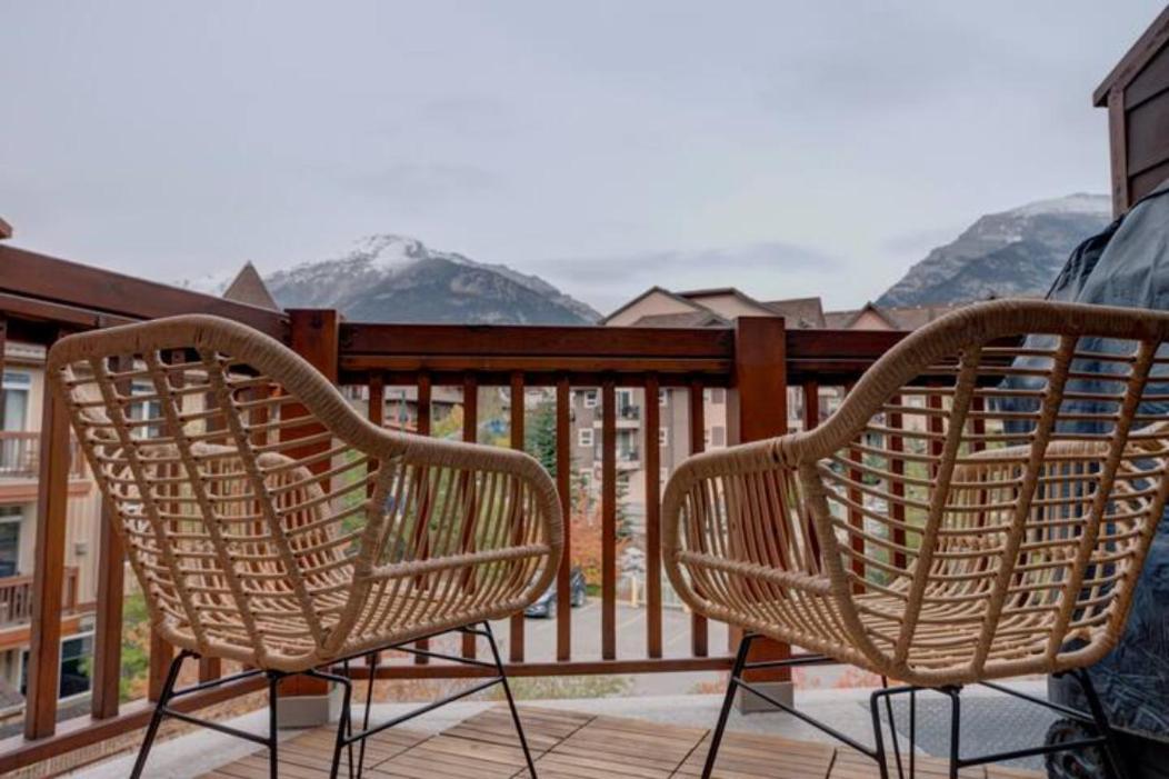 ⭐️ Luxury Mountain View Studio In Canmore ⭐️ Esterno foto